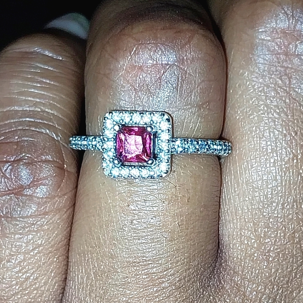 Elegant 925 Silver and Red Gemstone Ring Sz 6